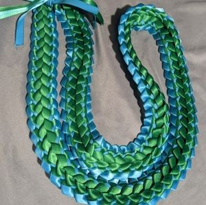Double Braided ribbon lei